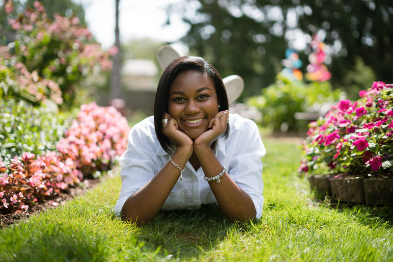Outdoor senior portrait photography in Pittsburgh, PA | Bad Media