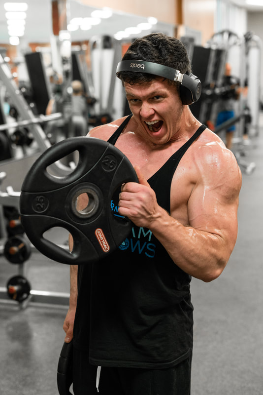 Ryan Russo (@russolifts) bodybuilding photoshoot in Pittsburgh, PA | Bad Media
